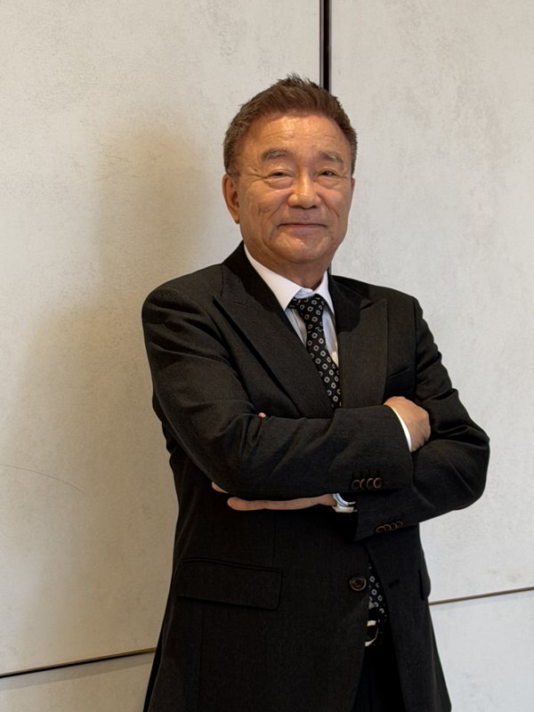이사 윤중경